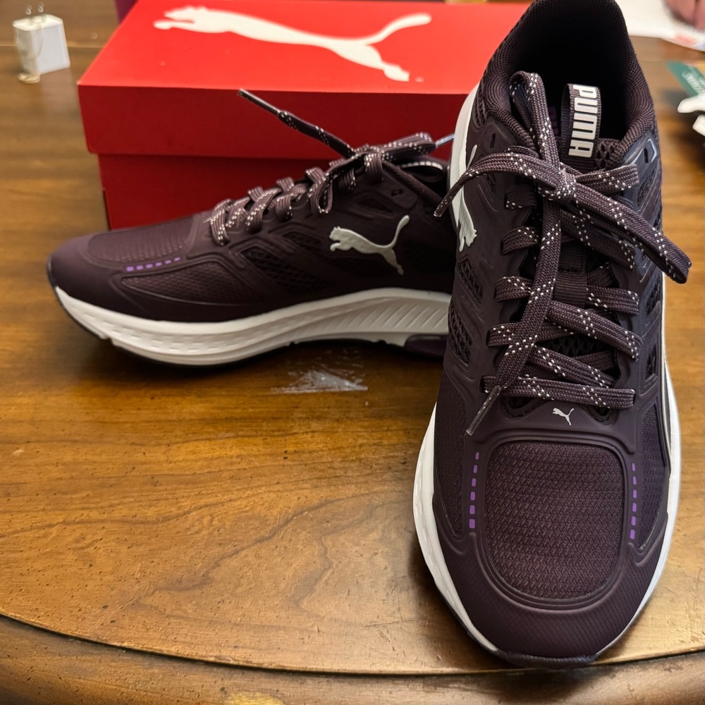 Puma XCELL Lightspeed Dark Purple Running Shoes with White Accents